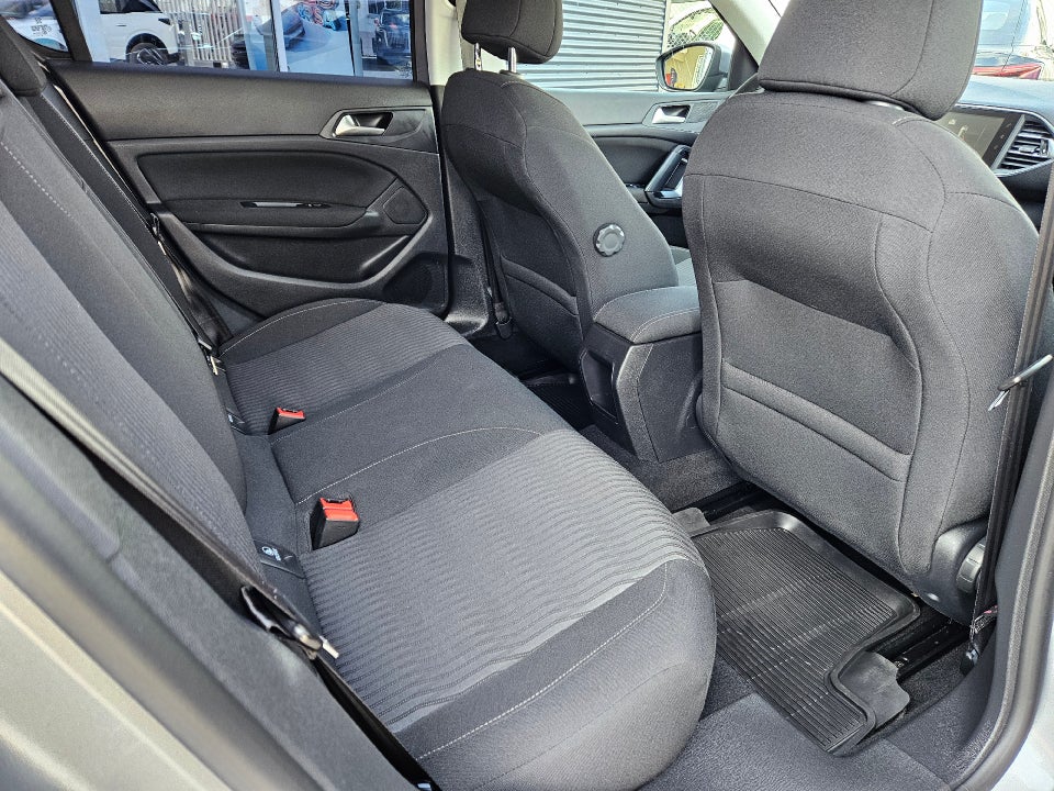 Peugeot 308 1,6 BlueHDi 120 Active 5d