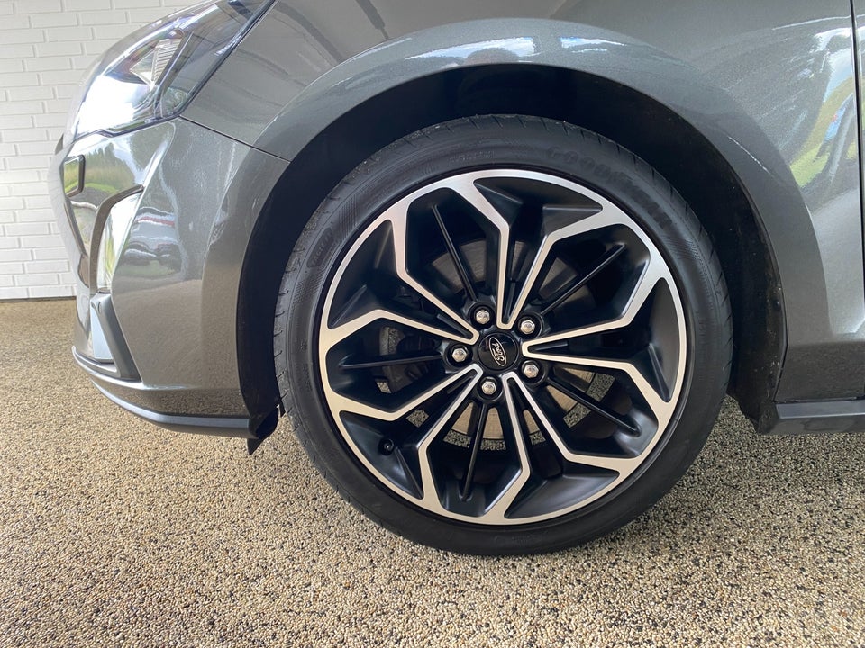 Ford Focus 1,0 EcoBoost Titanium stc. aut. 5d