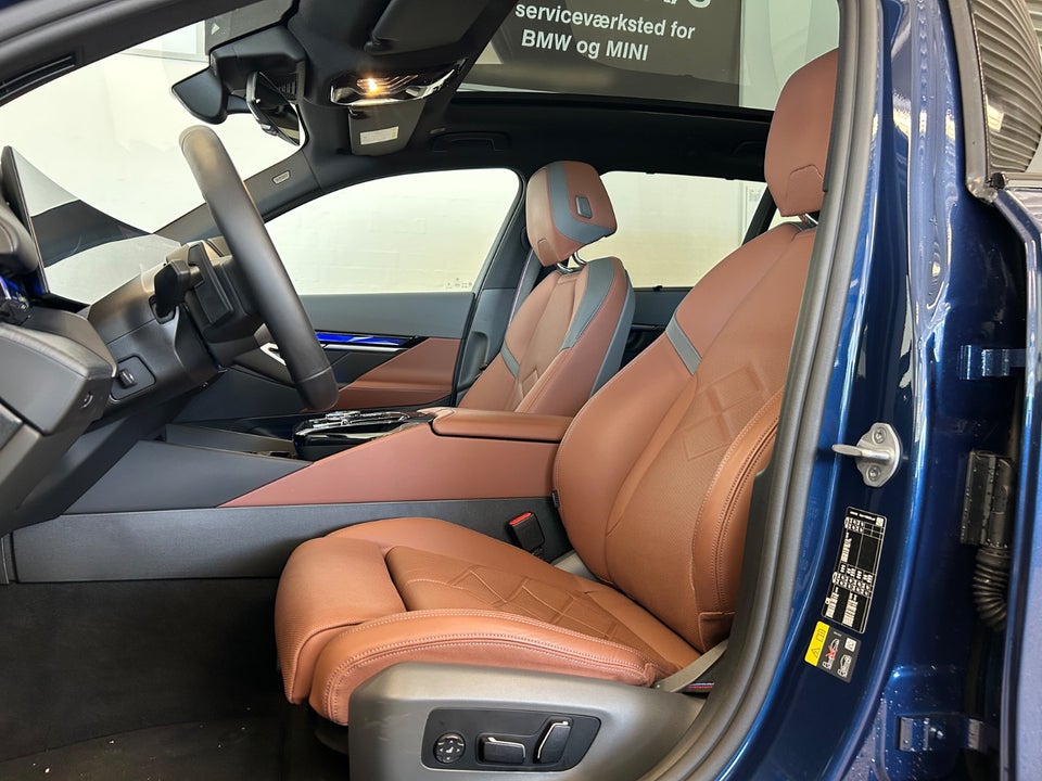 BMW i5 eDrive40 Touring Supercharged 5d