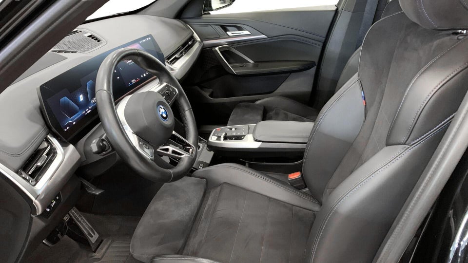BMW iX1 eDrive20 M-Sport 5d