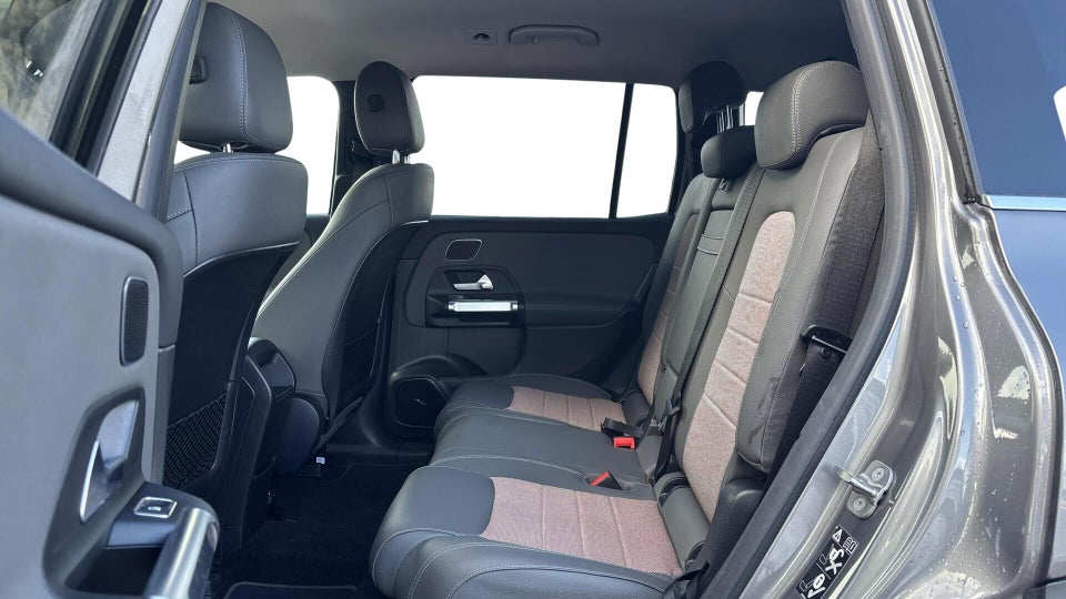 Mercedes EQB250 5d