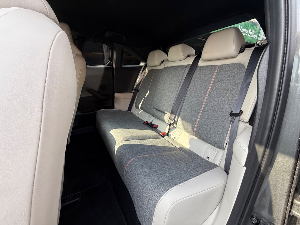 Mazda MX-30 e-SkyActiv Advantage 5d