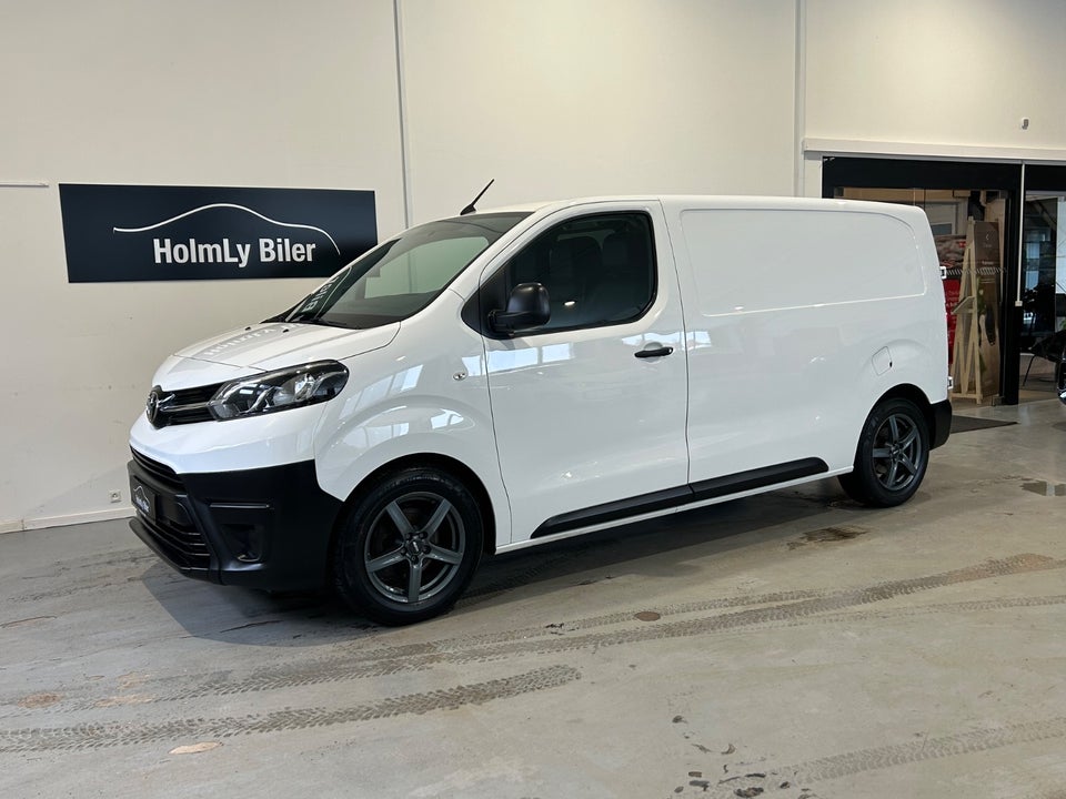 Toyota ProAce 1,6 D 115 Medium Comfort 5d