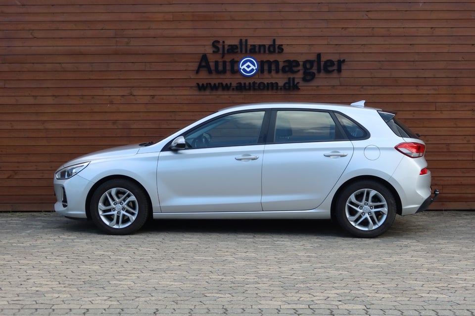 Hyundai i30 1,0 T-GDi Life 5d