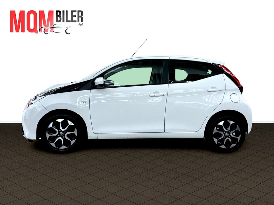 Toyota Aygo 1,0 VVT-i x-plore 5d