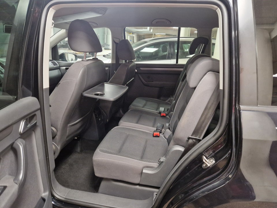 VW Touran 2,0 TDi 140 Comfortline BMT 7prs 5d
