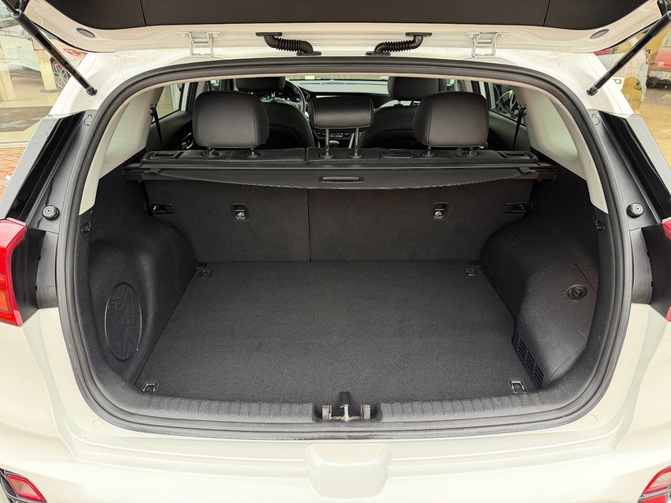 Kia Niro 1,6 HEV Advance DCT 5d