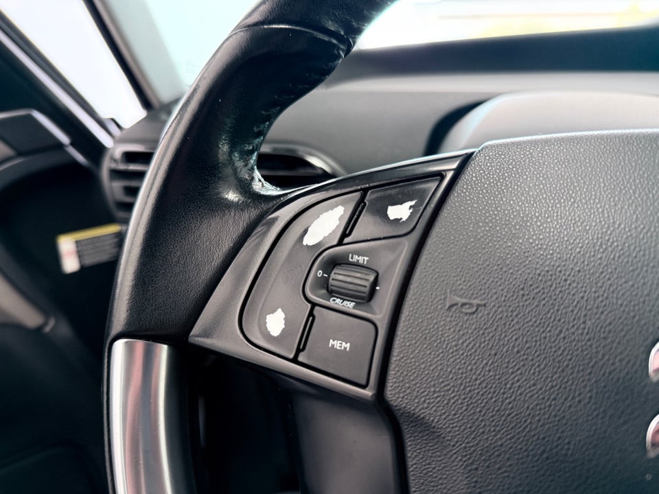 Citroën C4 Picasso 1,6 BlueHDi 120 Iconic 5d