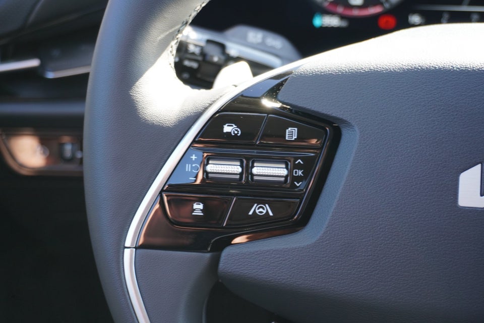Kia Niro 64 EV Prestige 5d