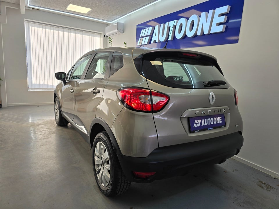 Renault Captur 1,2 TCe 120 Expression EDC 5d