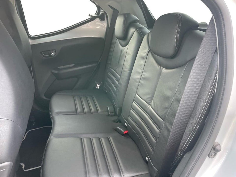 Toyota Aygo 1,0 VVT-i x-pose 5d