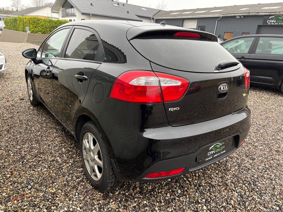 Kia Rio 1,2 CVVT Premium 5d