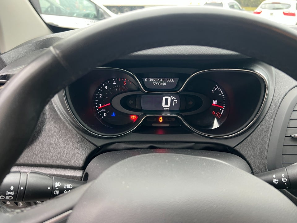 Renault Captur 1,5 dCi 90 Zen EDC 5d