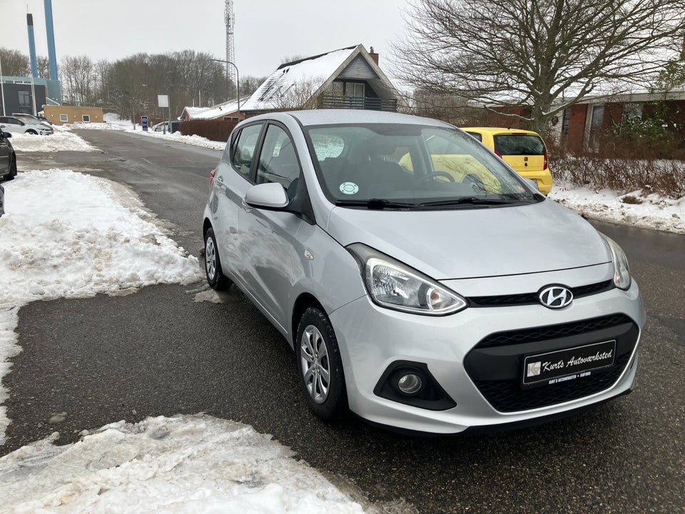 Hyundai i10 1,0 Go Clim 5d