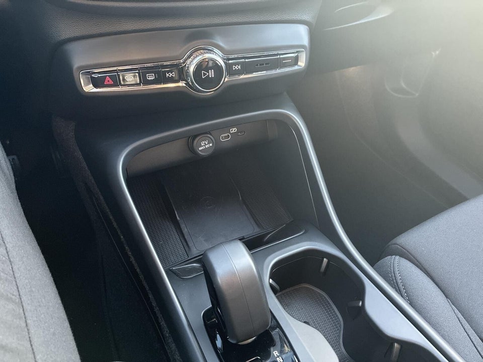 Volvo EX40 Extended Range Plus 5d