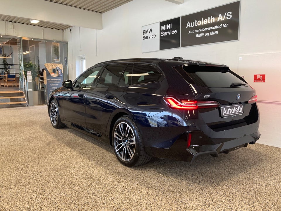 BMW i5 eDrive40 Touring Fully Charged M-Sport 5d