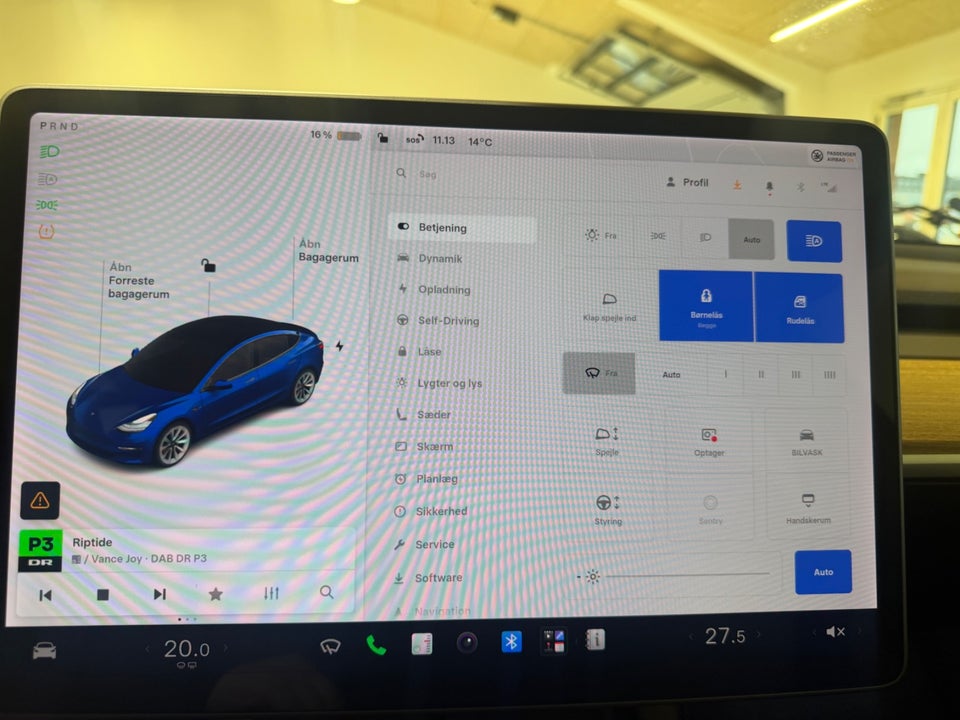 Tesla Model 3 Long Range AWD 4d