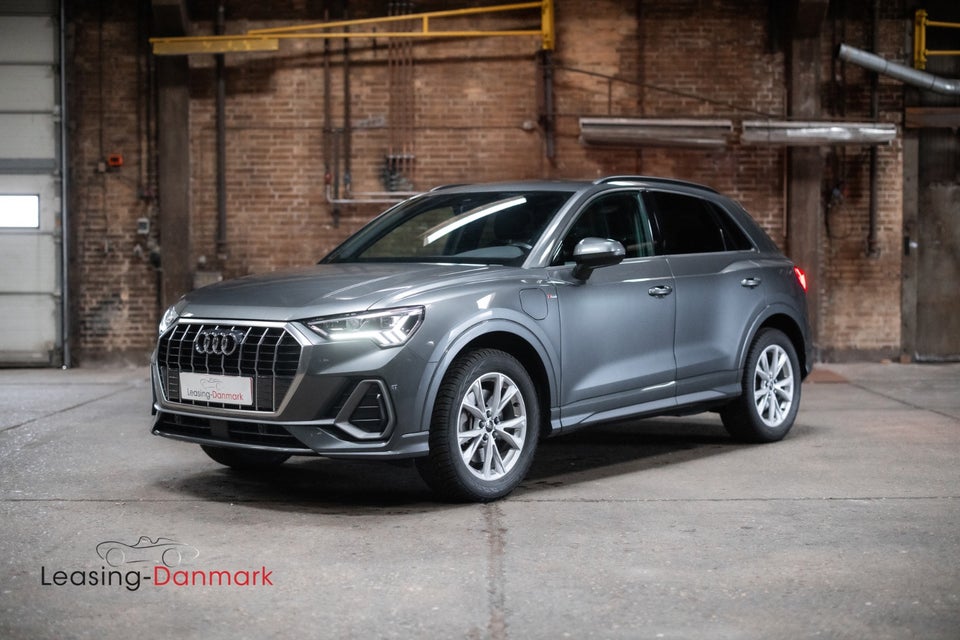 Audi Q3 45 TFSi e S-line+ S-tr. 5d