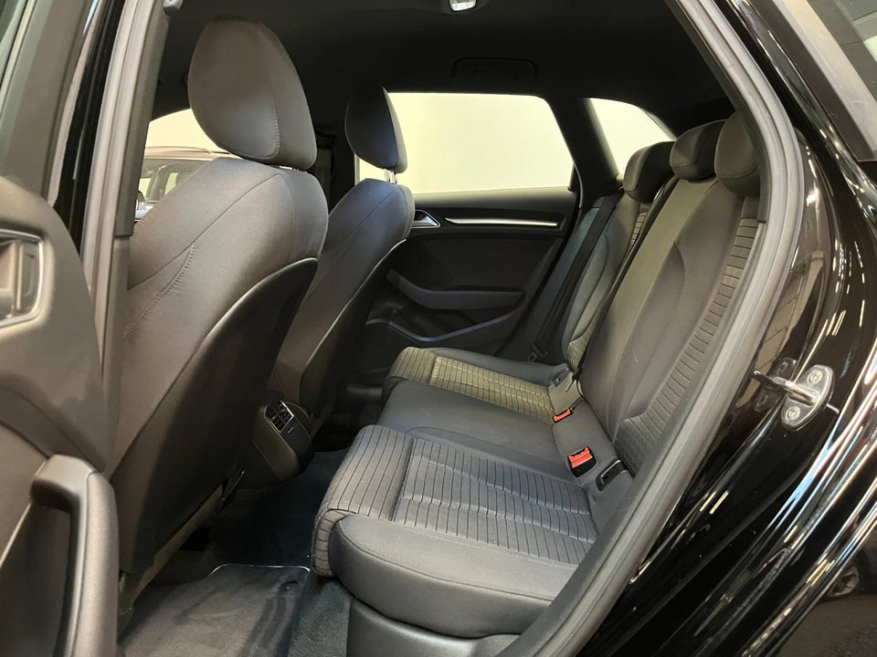 Audi A3 1,4 e-tron Sportback S-tr. 5d