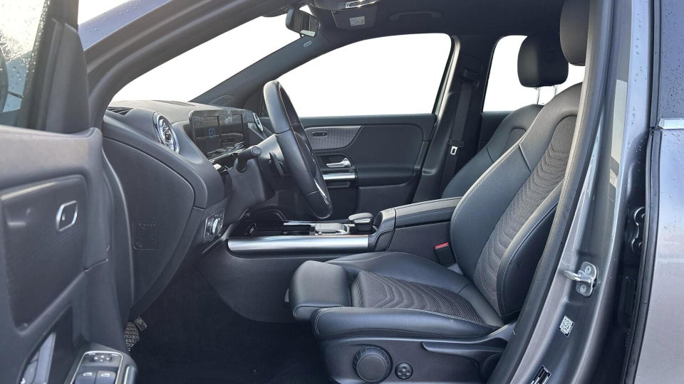 Mercedes EQA250+ Progressive 5d