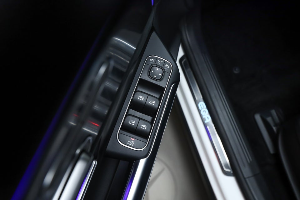 Mercedes EQA350 AMG Premium 4Matic 5d