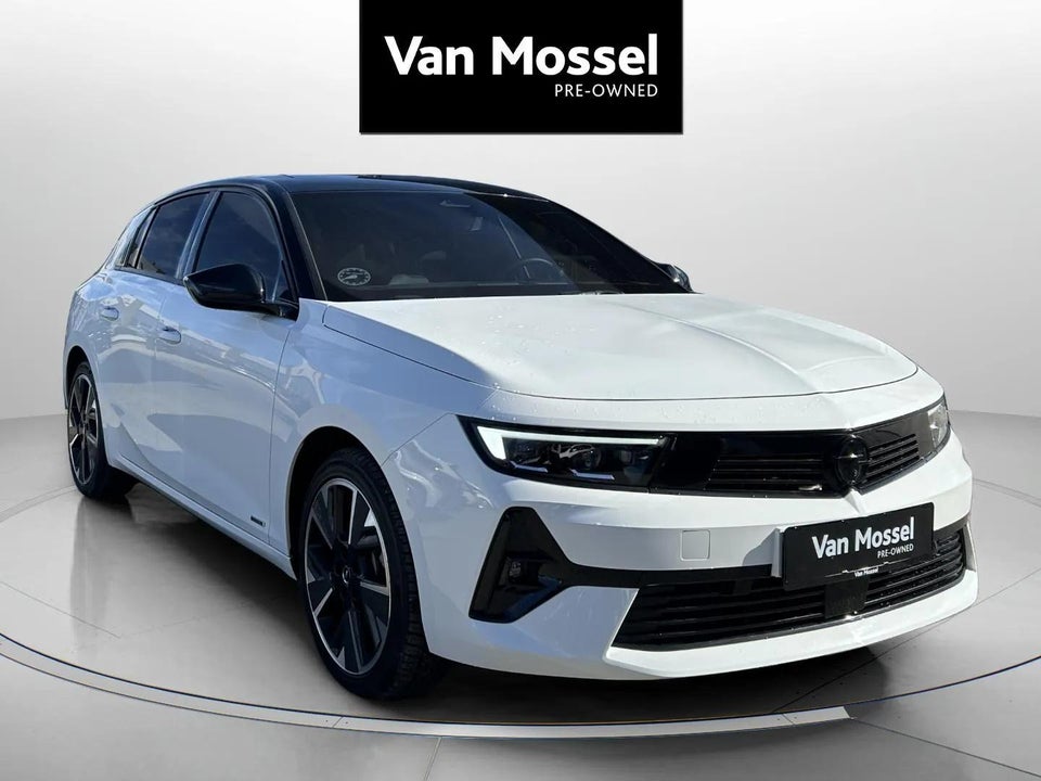 Opel Astra-e 54 Ultimate 5d