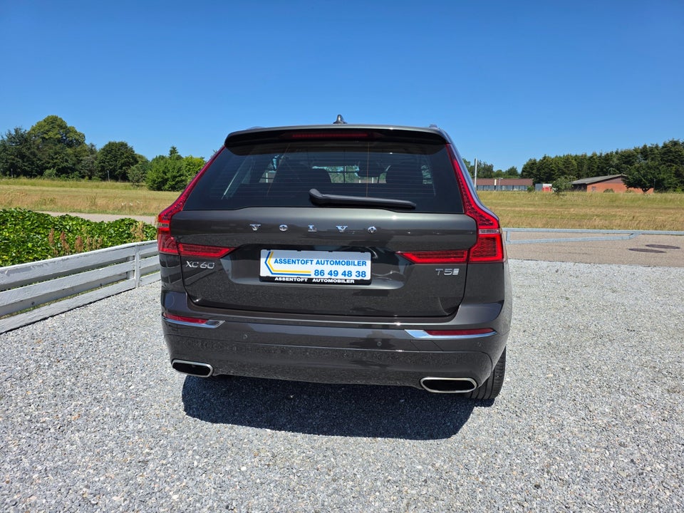 Volvo XC60 2,0 T5 250 Inscription aut. 5d