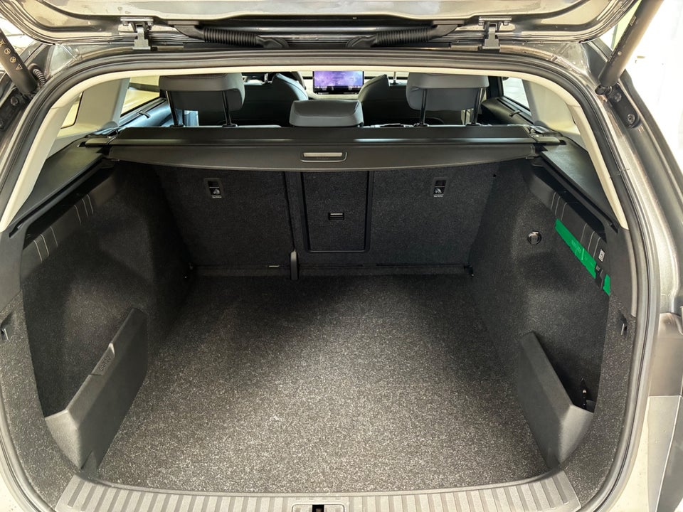 Skoda Enyaq 85 iV Lounge Premium 5d