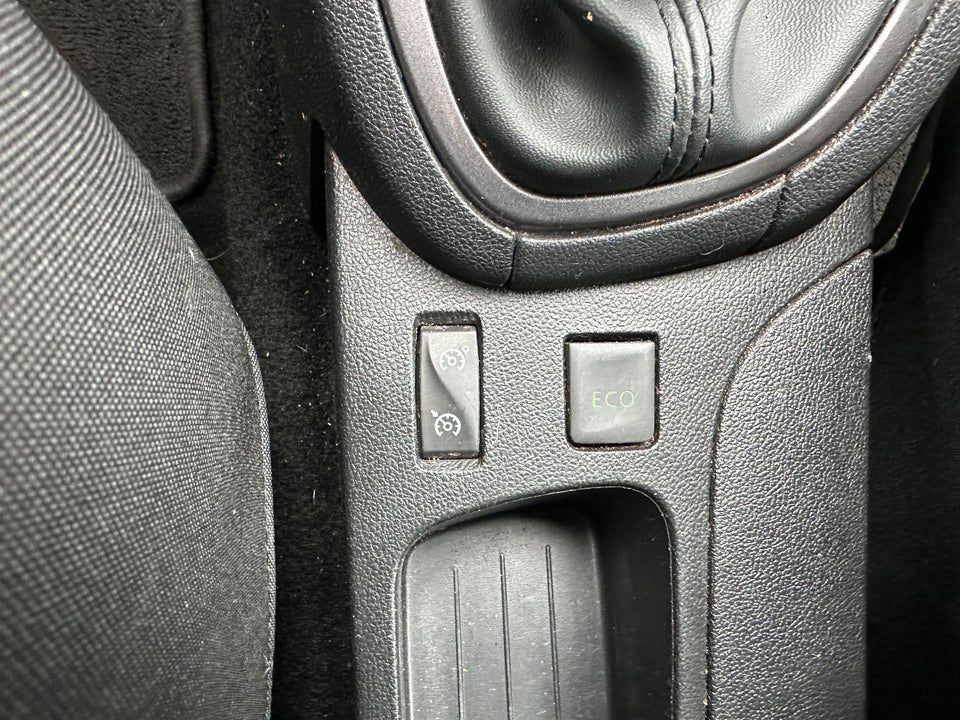 Renault Clio IV 0,9 TCe 90 Limited Sport Tourer 5d