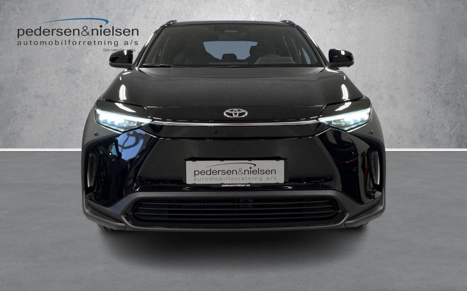 Toyota bZ4X 73 Executive 5d