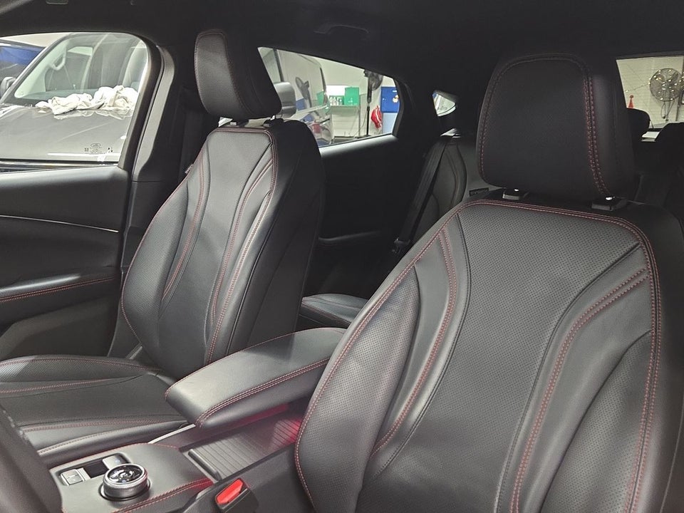 Ford Mustang Mach-E 98 Extended Range AWD 5d