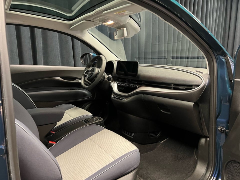 Fiat 500e 42 Icon Plus 3d