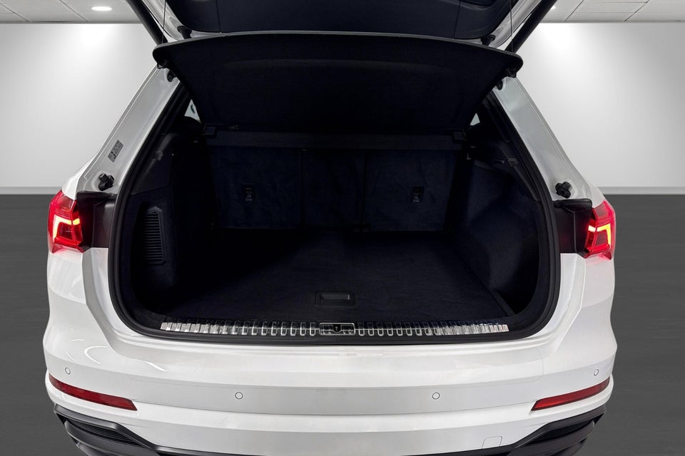 Audi Q3 45 TFSi e S-line plus S-tr. 5d