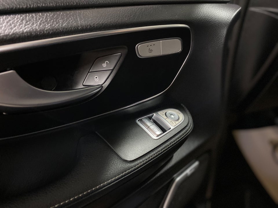 Mercedes EQV300 Avantgarde XL Van