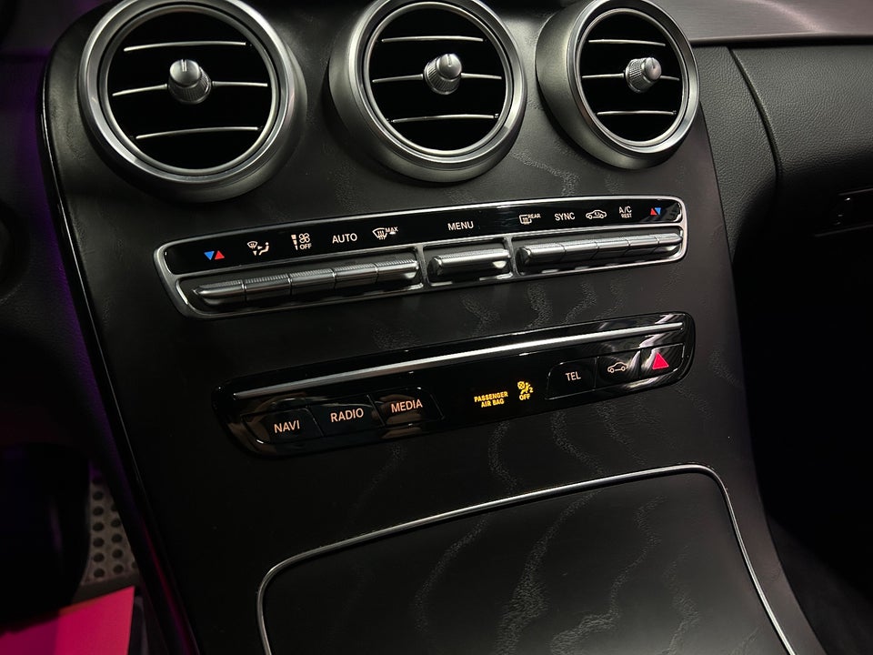 Mercedes C220 d 2,0 AMG Line Night Edition stc. aut. 5d