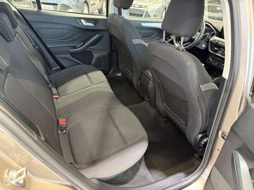 Ford Focus 1,0 EcoBoost Trend Edition 5d