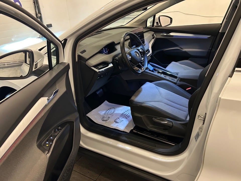 Skoda Enyaq 80 iV Loft 5d