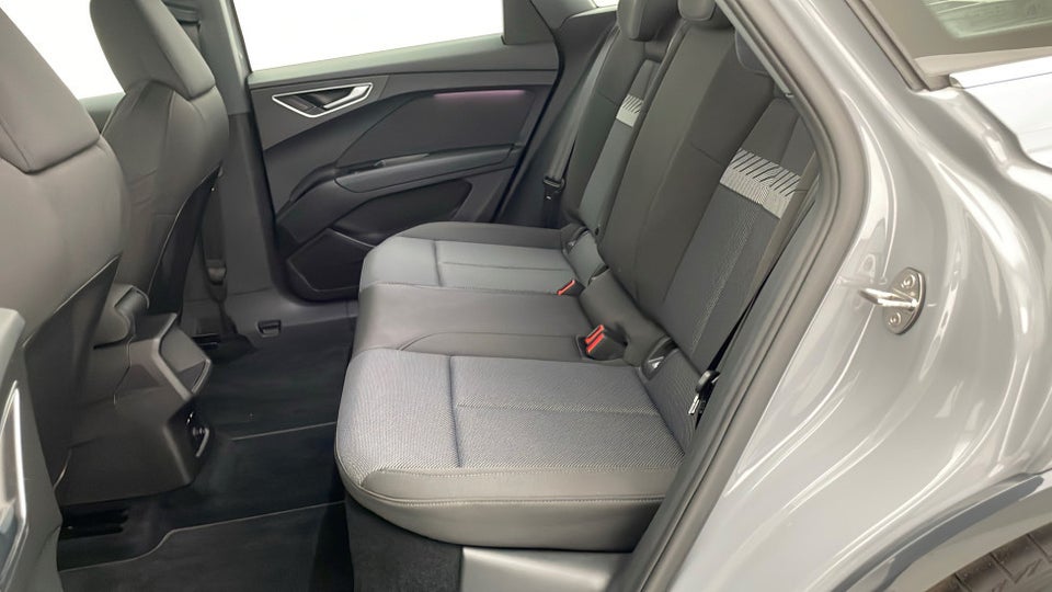 Audi Q4 e-tron 40 Attitude 5d