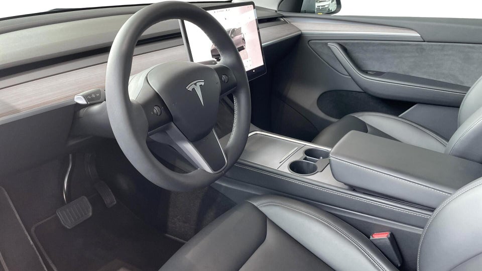 Tesla Model Y Long Range RWD 5d