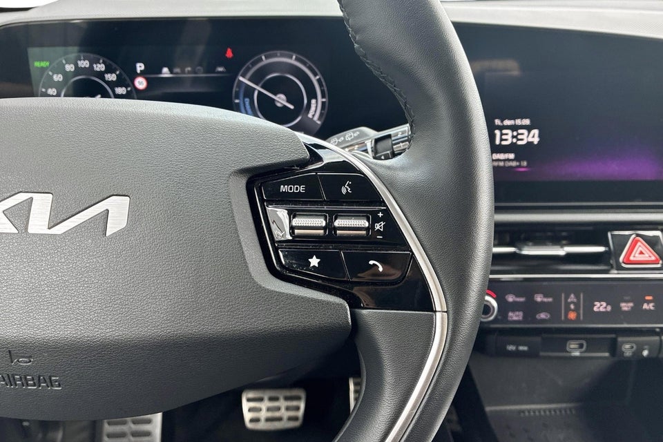 Kia Niro 64 EV Premium 5d