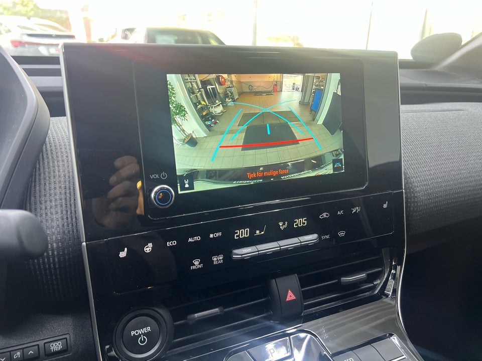 Toyota bZ4X Essential 5d