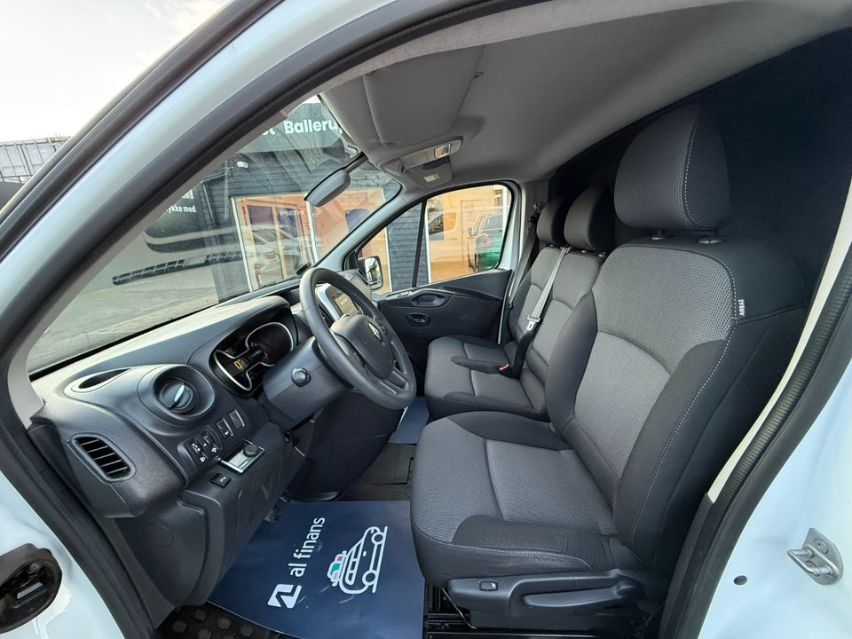 Renault Trafic T29 2,0 dCi 150 L2H1 EDC