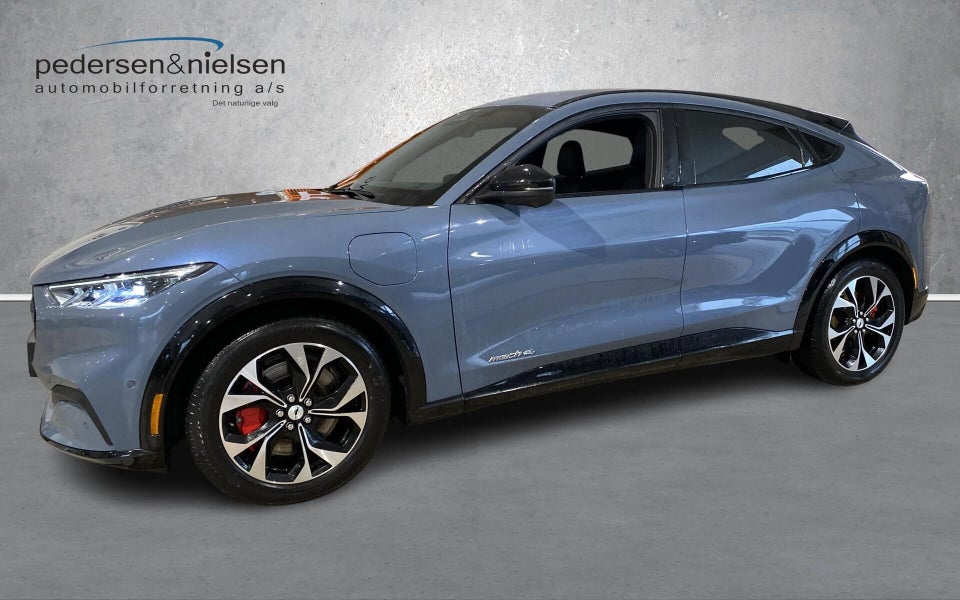 Ford Mustang Mach-E 70 Premium Standard Range AWD 5d