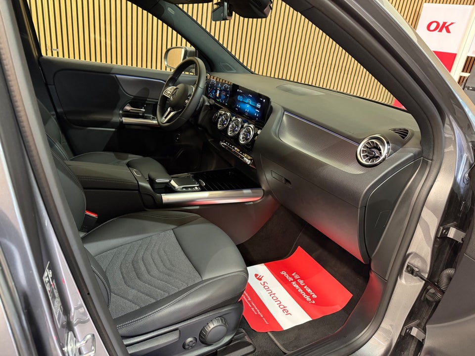 Mercedes EQA350 Progressive 4Matic 5d