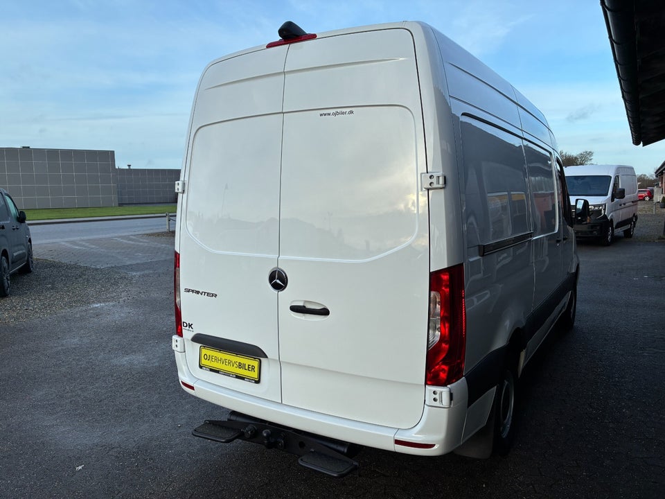 Mercedes Sprinter 316 2,2 CDi A2 Kassevogn aut. RWD