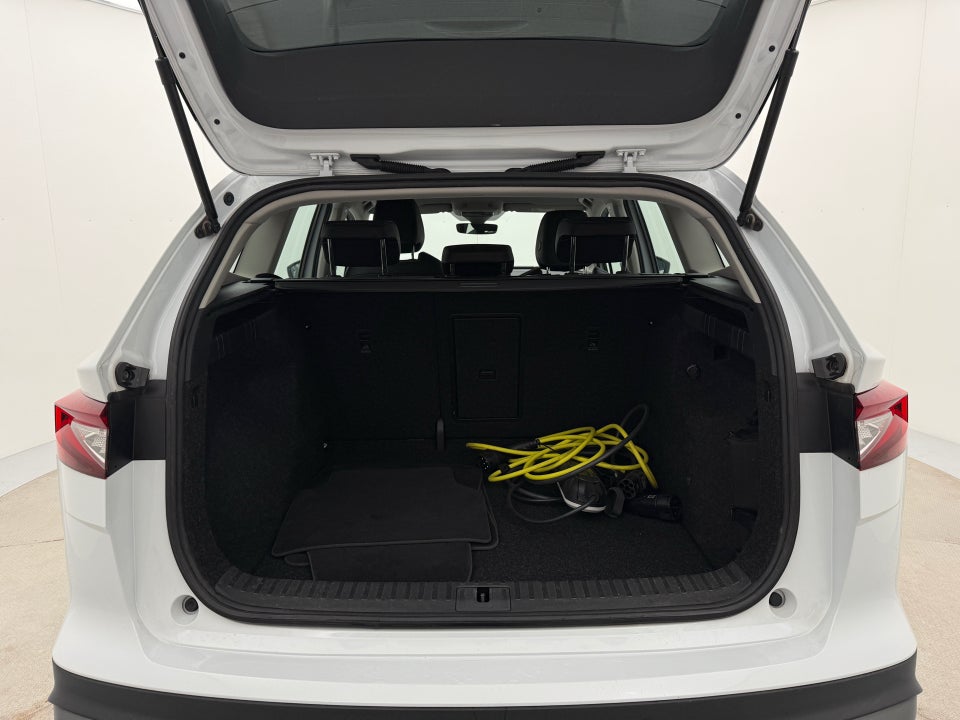 Skoda Enyaq 50 iV Loft 5d