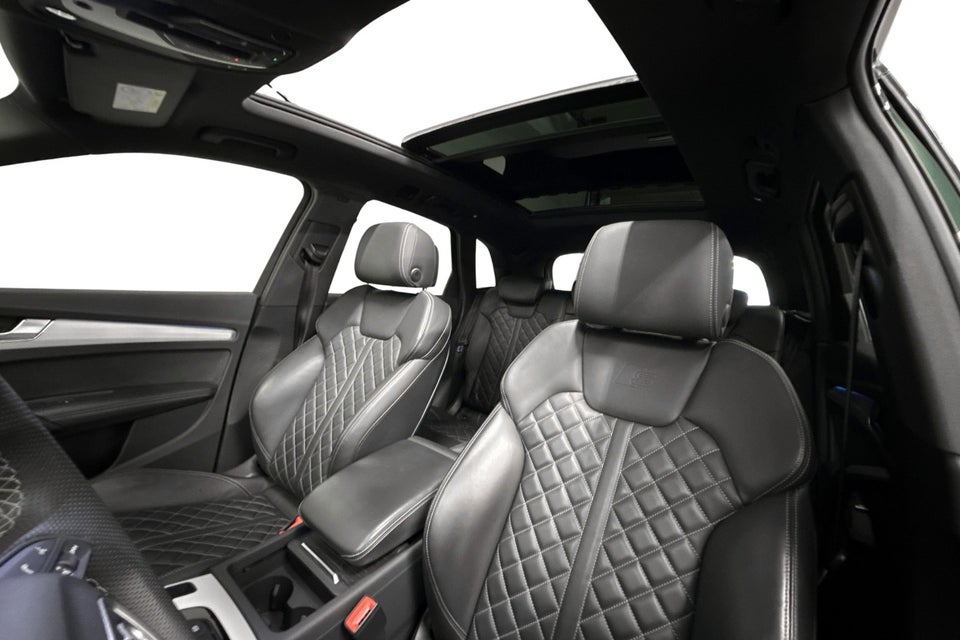 Audi Q5 50 TFSi e S-line quattro S-tr. 5d