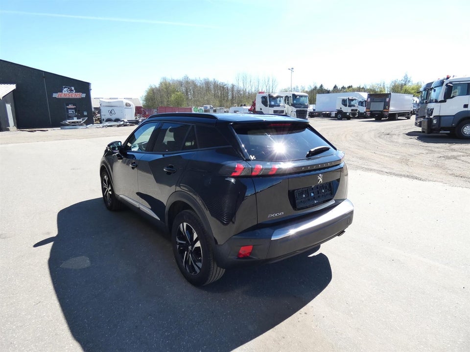 Peugeot 2008 1,5 BlueHDi 130 Allure Pack EAT8 Van 5d