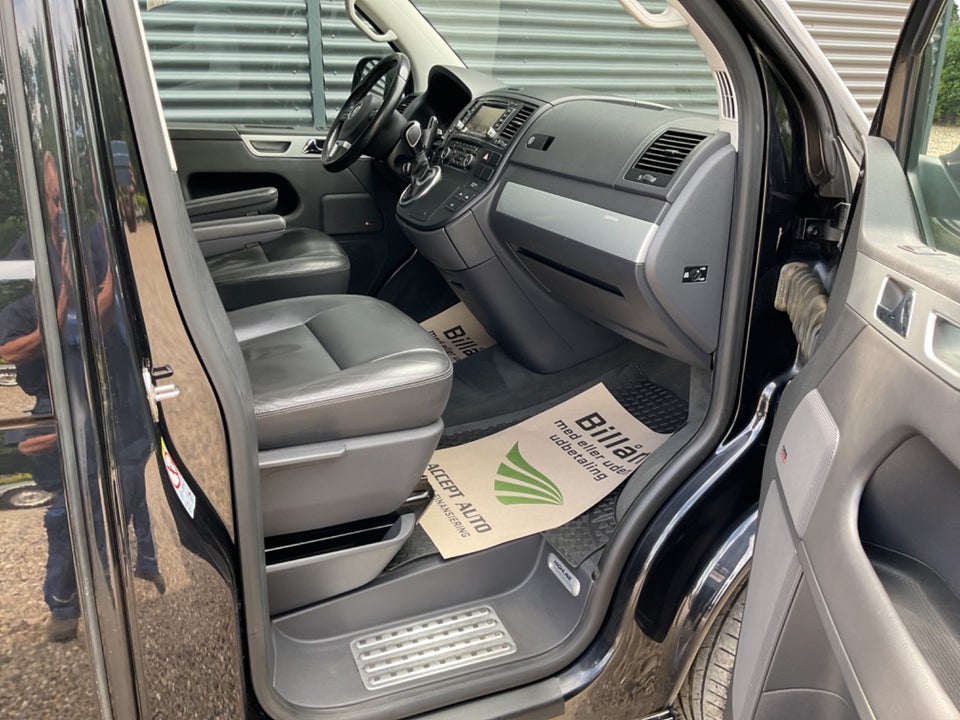 VW Multivan 2,0 TDi 180 Highline DSG 4Motion kort 4d