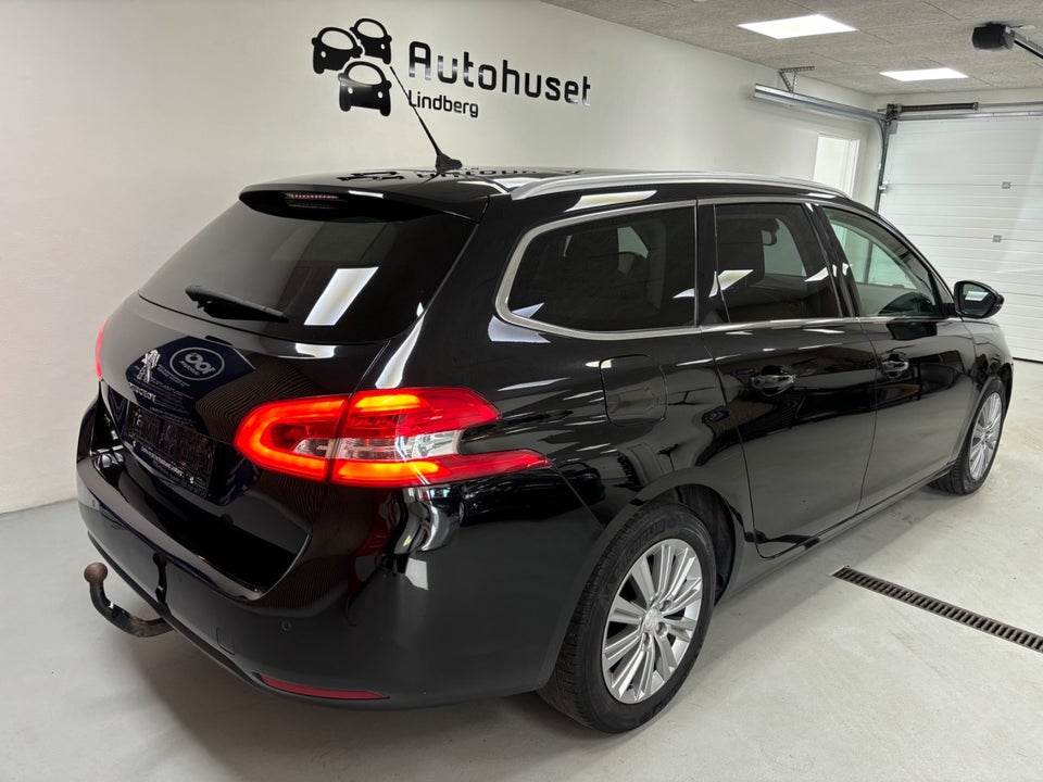 Peugeot 308 1,5 BlueHDi 130 Allure+ SW 5d